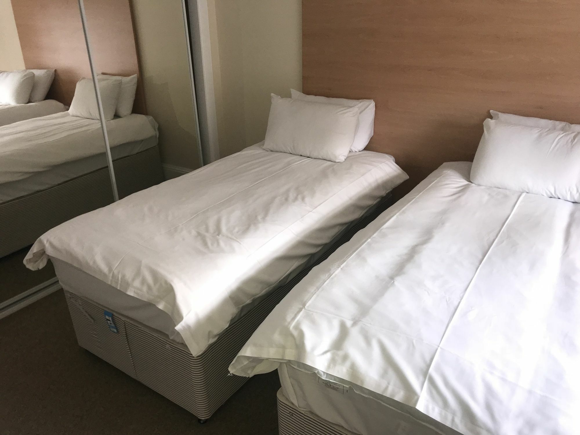 Smithyends Apartments Къмбърнолд Екстериор снимка